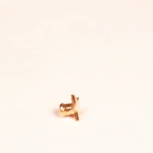 18k Yellow Gold Star Watch Charm - Picture 3 of 5